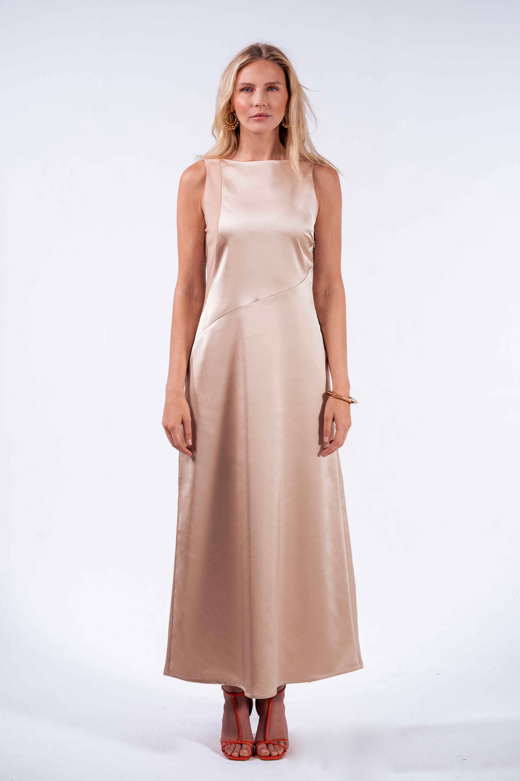 [low in stock] classic dress | champagne poppin