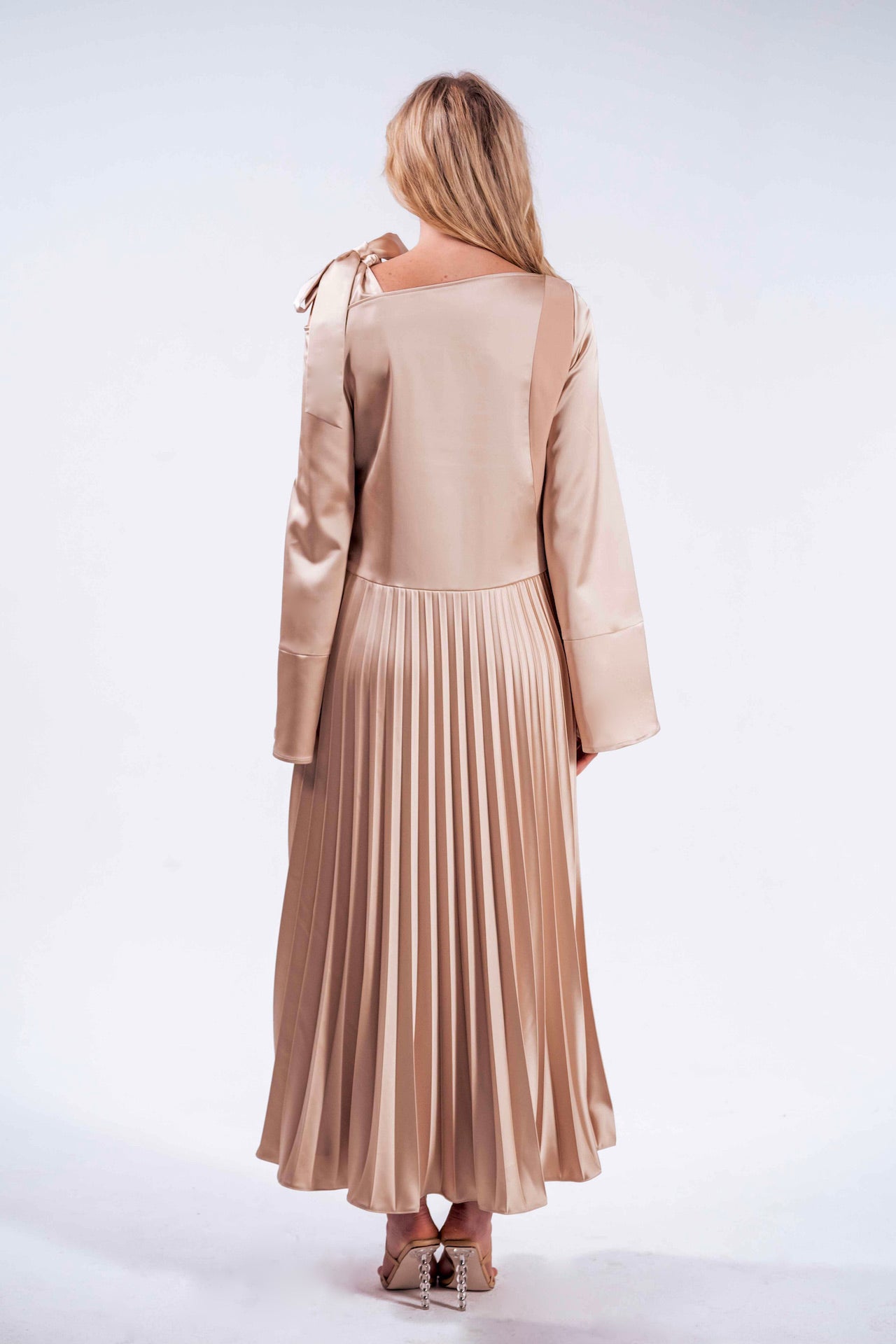 Plissee Dress | champagne poppin